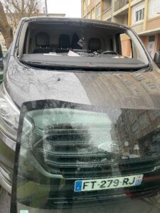 pare brise ford fiesta